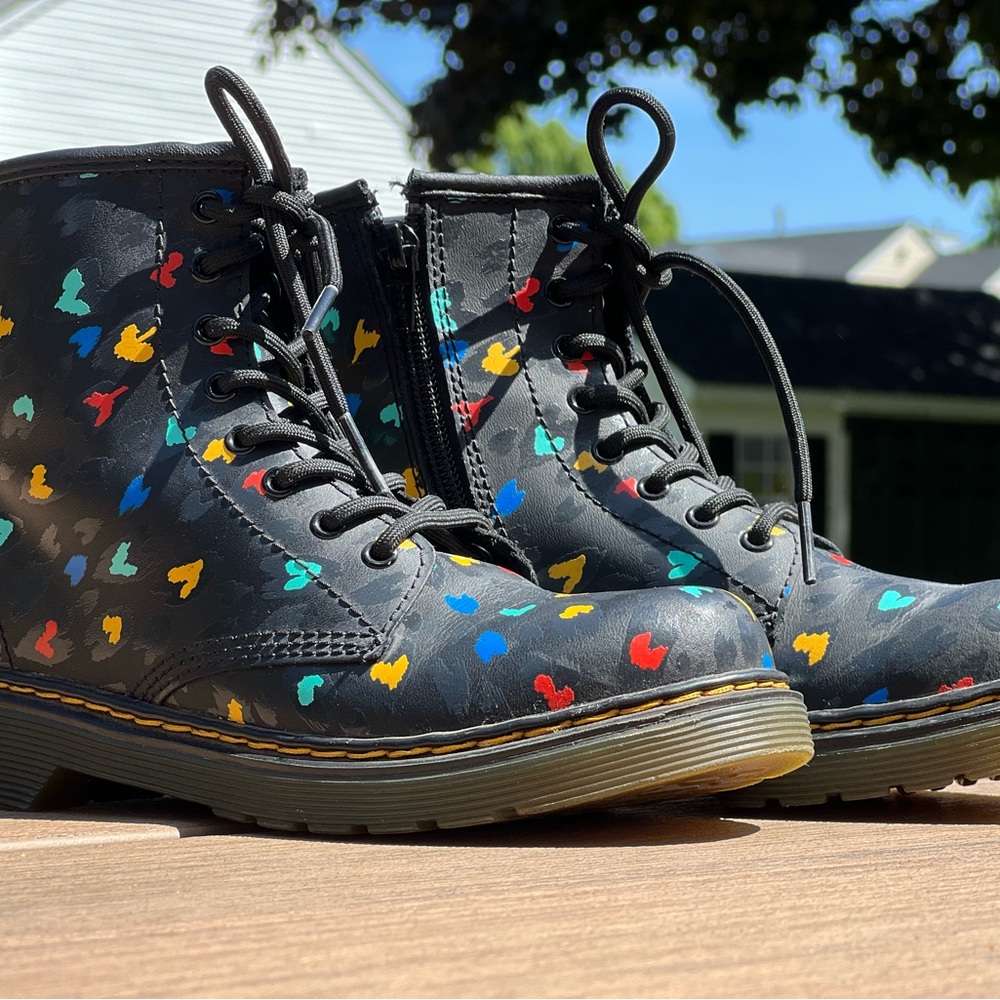 Dr. Martens - Colorful Heart Patterned Boots